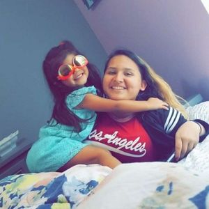 Meet your Posher, Evelyn